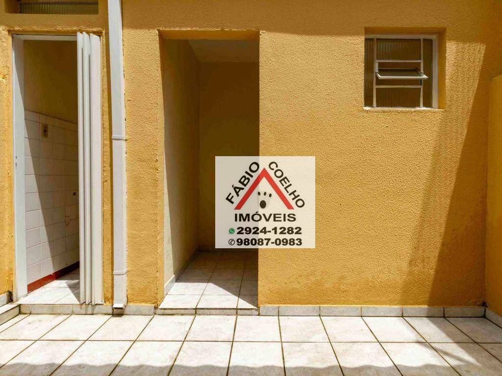 Sobrado à venda com 2 quartos, 70m² - Foto 3