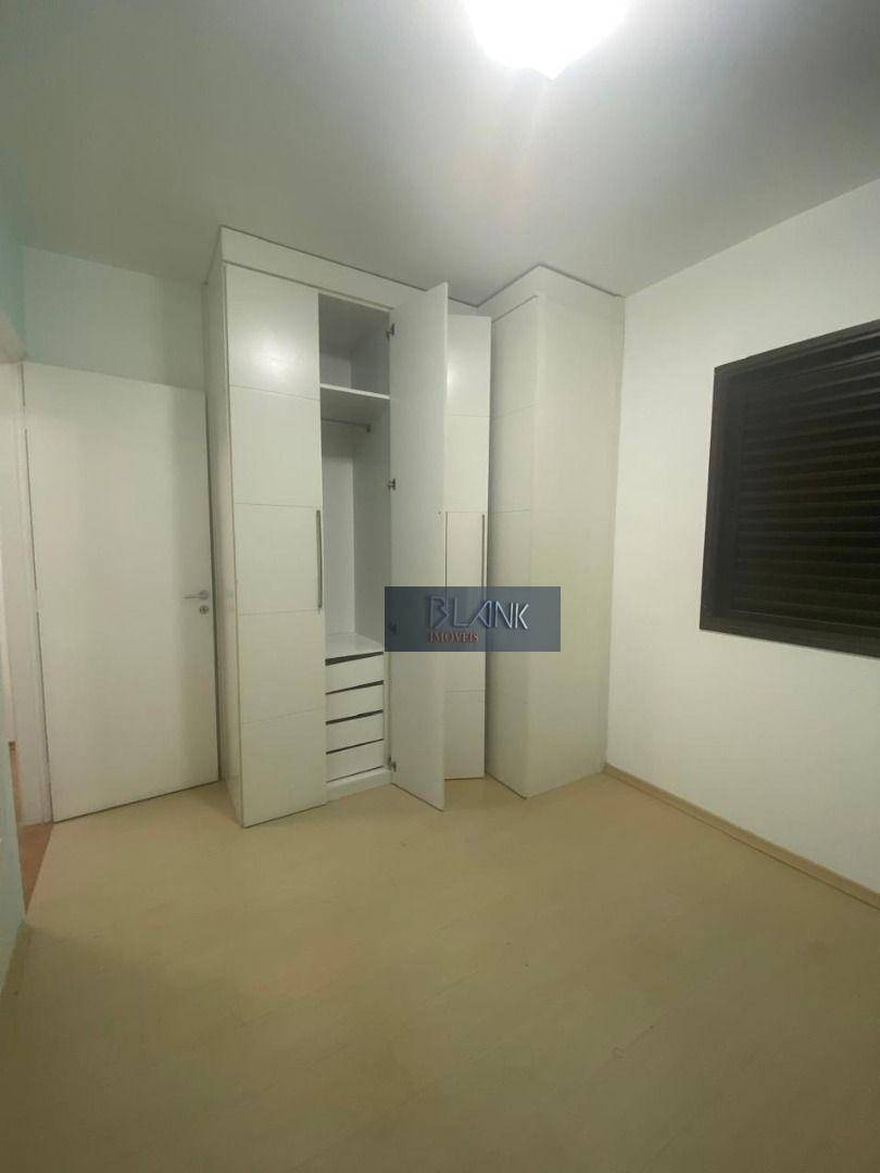 Apartamento para alugar com 3 quartos, 95m² - Foto 27