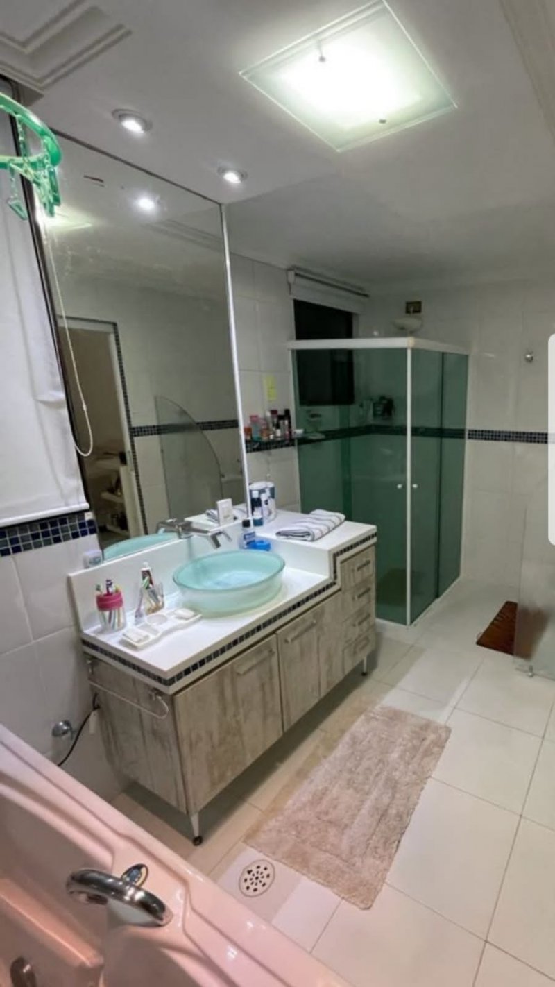 Apartamento à venda com 3 quartos, 190m² - Foto 9