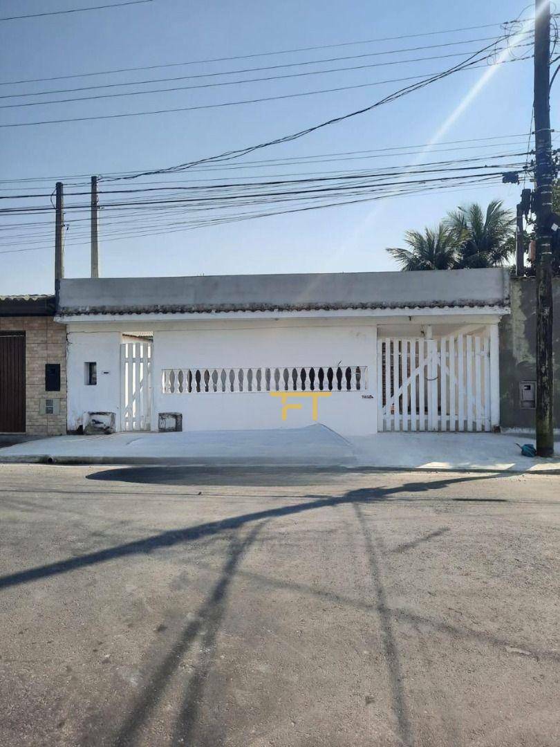 Casa à venda com 4 quartos, 300M2 - Foto 1