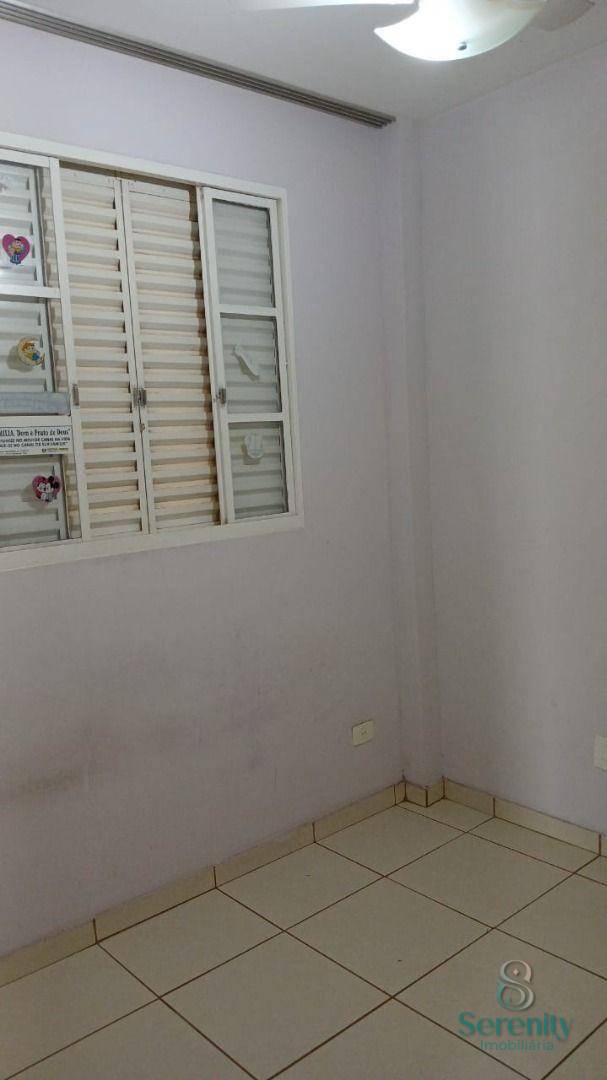 Apartamento para alugar com 3 quartos, 80m² - Foto 8