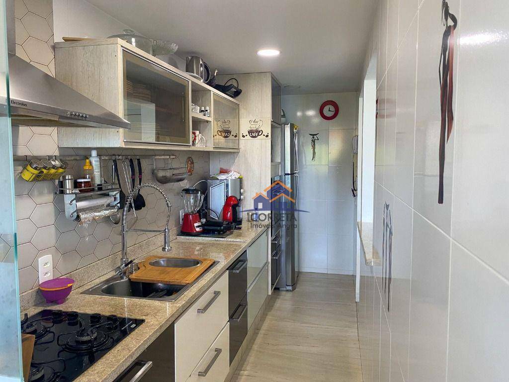 Apartamento para alugar com 3 quartos, 99m² - Foto 12