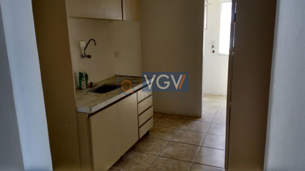 Apartamento para alugar com 2 quartos, 60m² - Foto 6