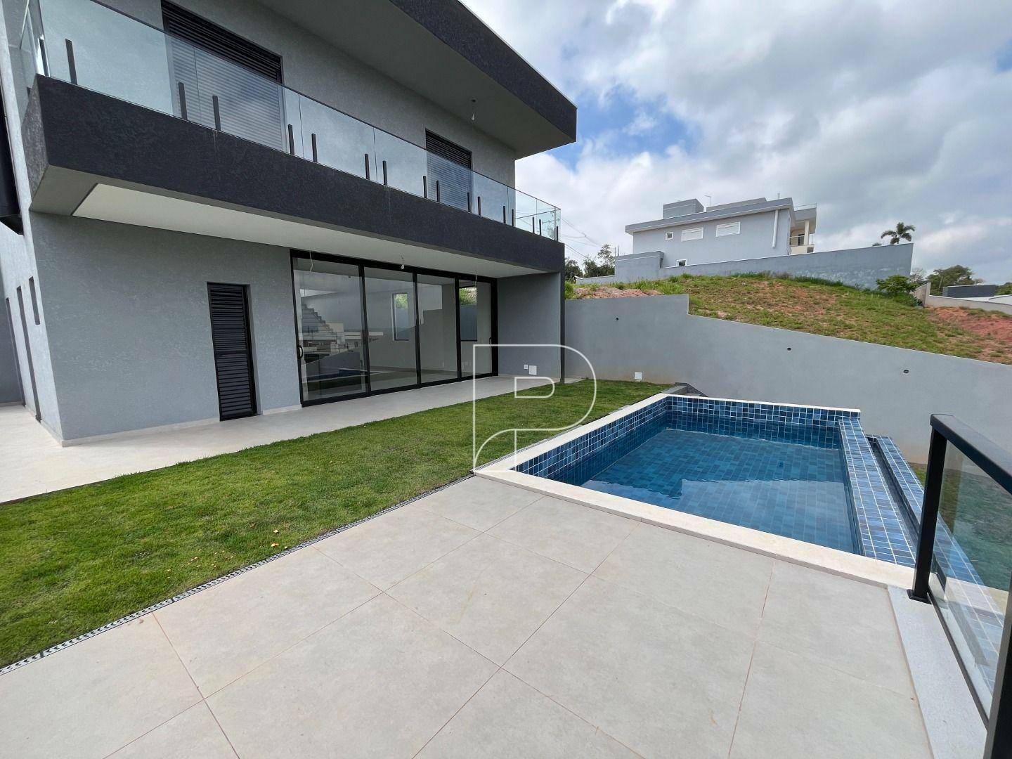 Casa de Condomínio à venda com 3 quartos, 233m² - Foto 1