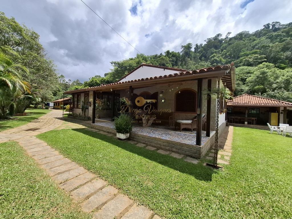 Fazenda à venda com 8 quartos, 52000m² - Foto 1