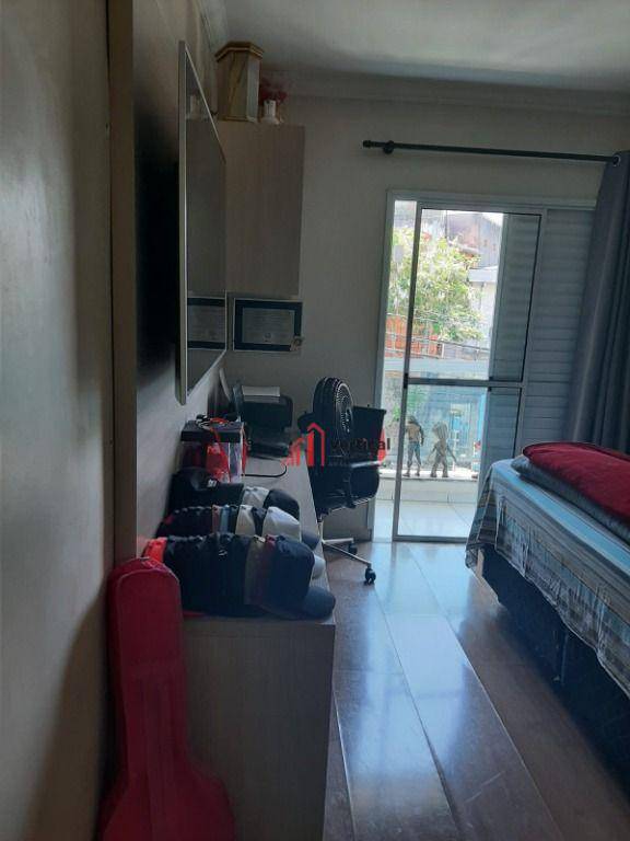 Casa à venda e aluguel com 3 quartos, 180m² - Foto 42