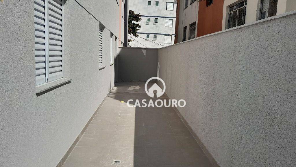 Apartamento à venda com 3 quartos, 153m² - Foto 1