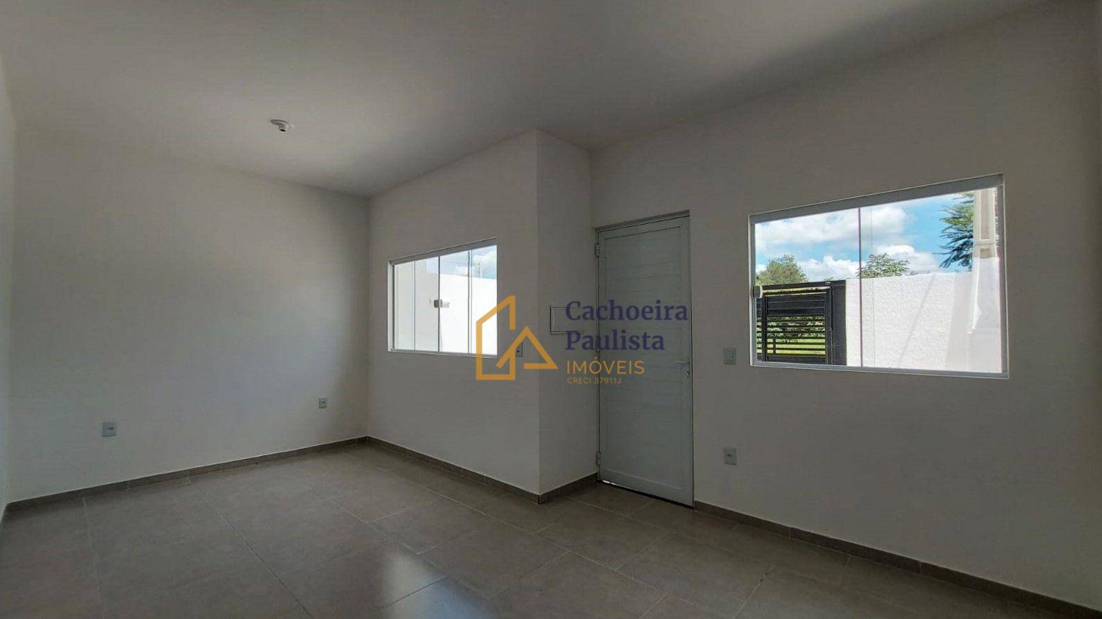 Casa à venda com 2 quartos, 69m² - Foto 8