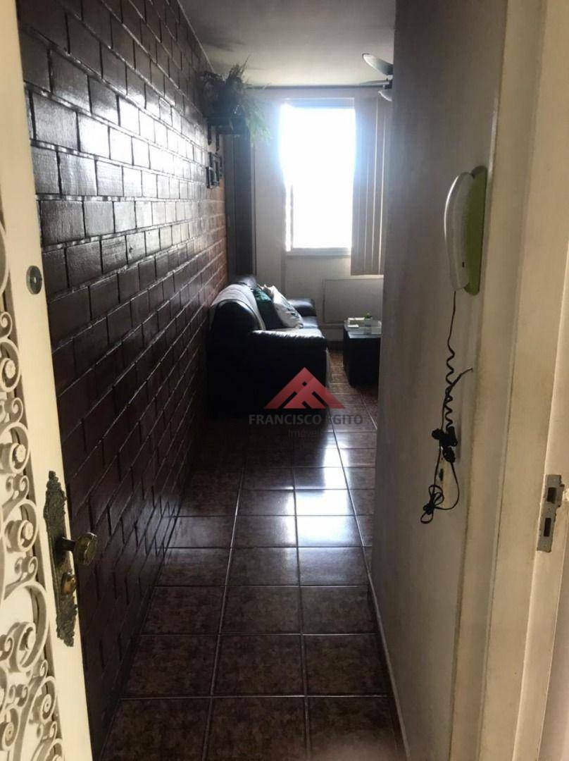 Apartamento à venda com 2 quartos, 50m² - Foto 2