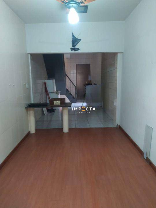 Casa à venda com 3 quartos, 184m² - Foto 12