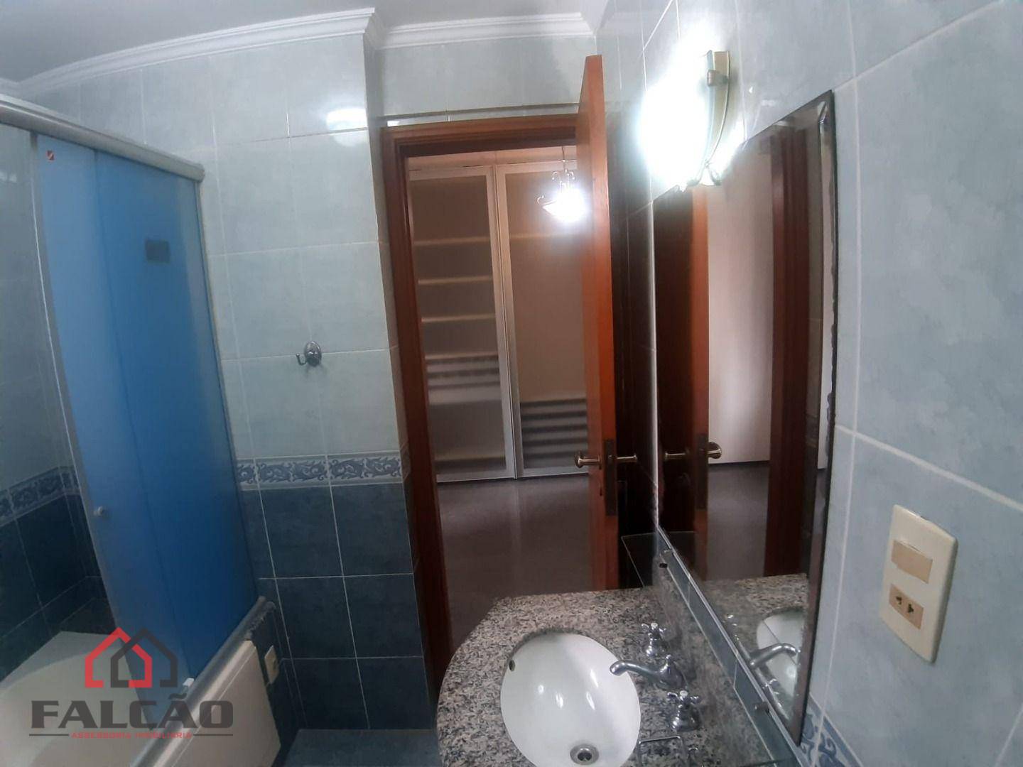 Apartamento à venda e aluguel com 3 quartos, 140m² - Foto 21