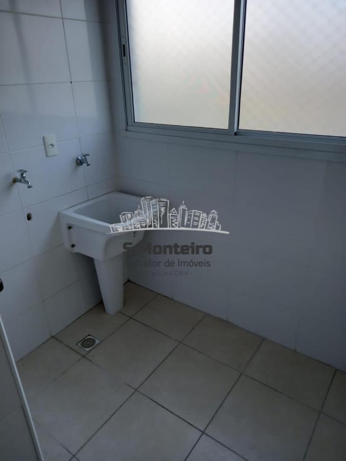 Apartamento à venda com 2 quartos, 76m² - Foto 17