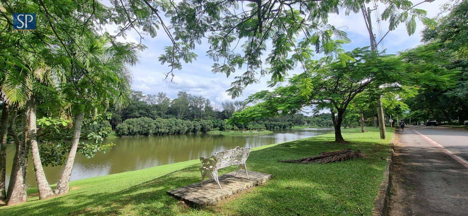 Casa de Condomínio à venda com 4 quartos, 1200m² - Foto 4