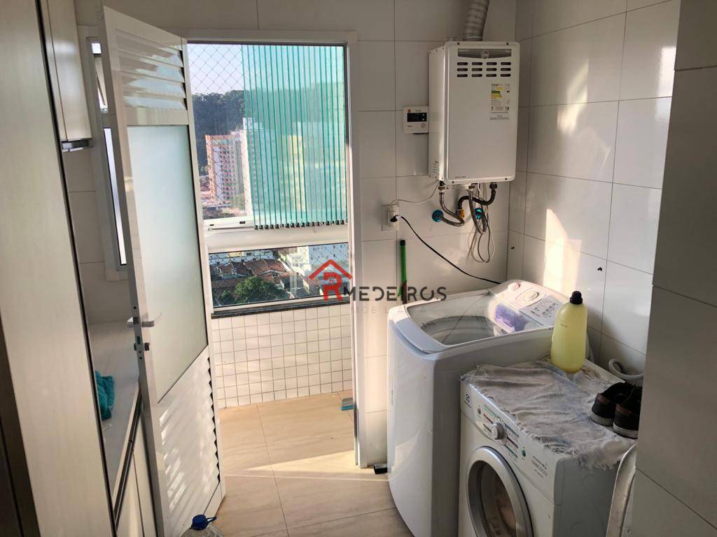 Apartamento à venda com 3 quartos, 135m² - Foto 18