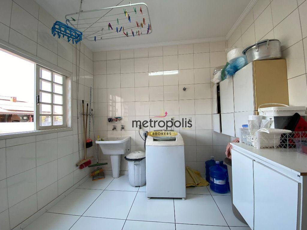 Sobrado à venda com 3 quartos, 343m² - Foto 19