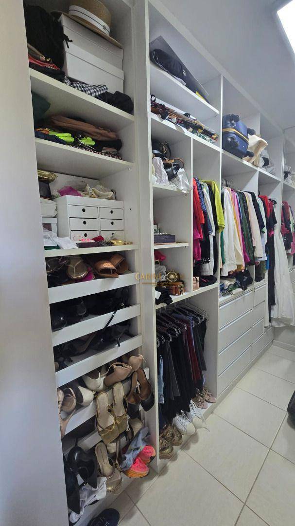 Casa de Condomínio à venda com 4 quartos, 374m² - Foto 13