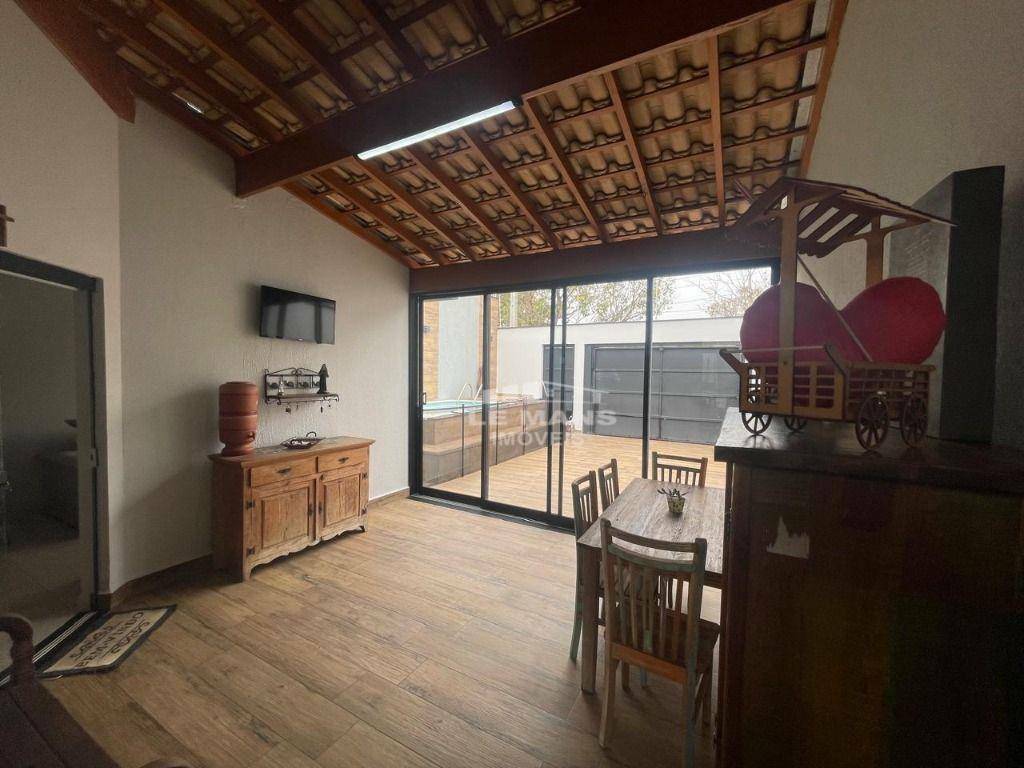 Casa à venda com 3 quartos, 130m² - Foto 5