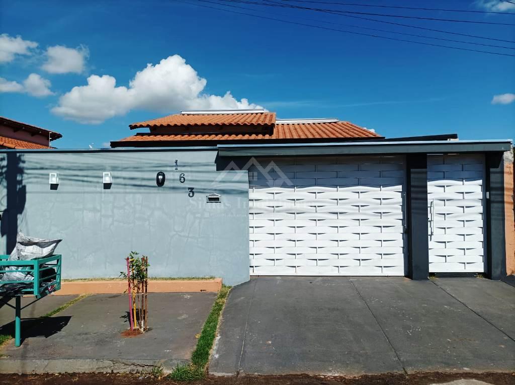 Casa para alugar com 3 quartos, 222m² - Foto 1