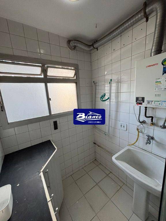 Apartamento para alugar com 2 quartos, 52m² - Foto 9