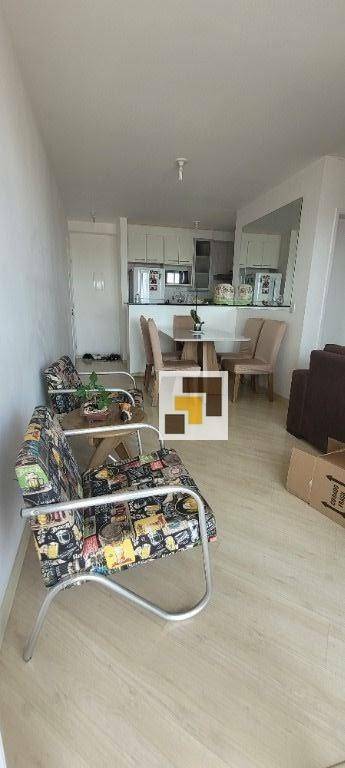 Apartamento à venda com 2 quartos, 62m² - Foto 5