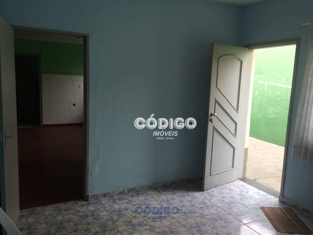 Sobrado à venda com 3 quartos, 300m² - Foto 15