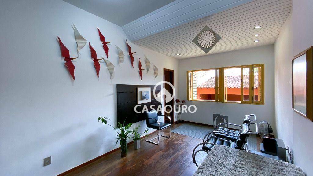 Casa à venda com 4 quartos, 283m² - Foto 12