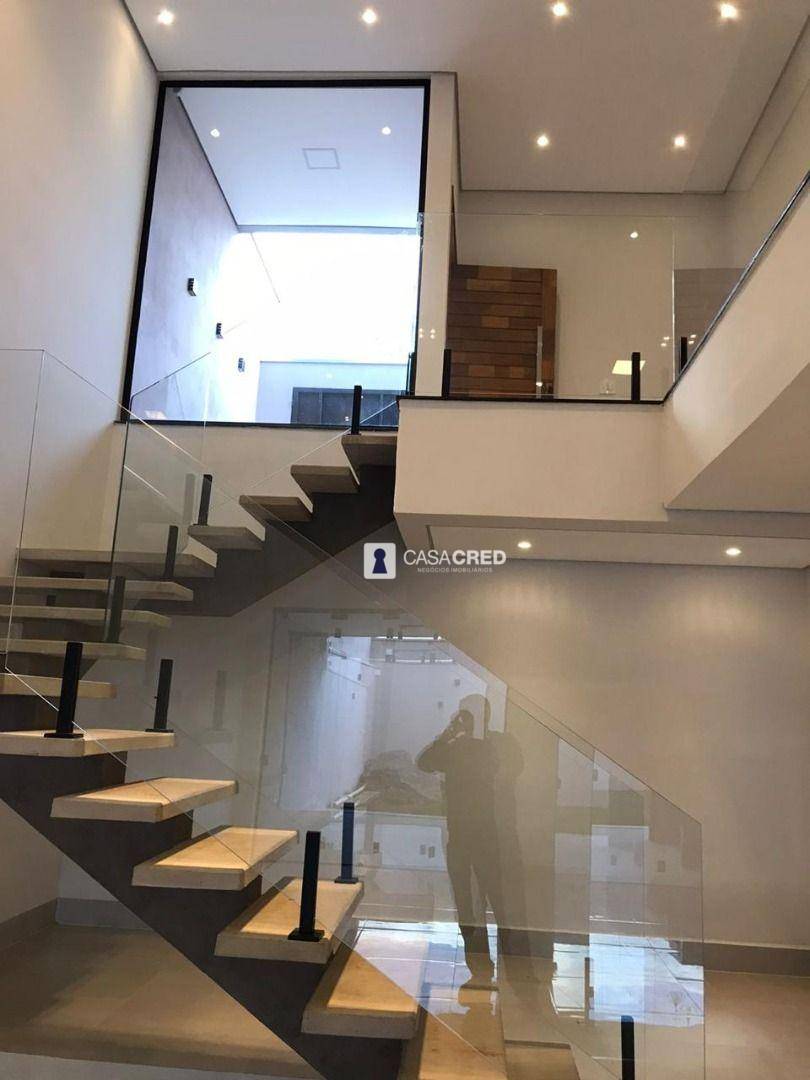 Casa à venda com 3 quartos, 250m² - Foto 5