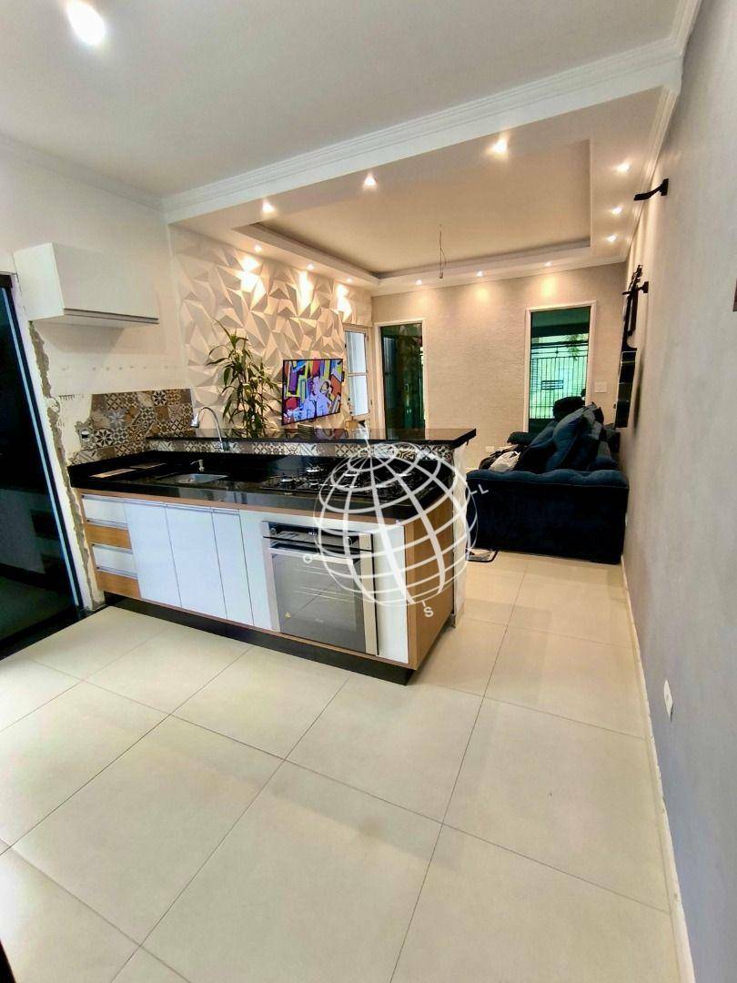 Casa à venda com 2 quartos, 100m² - Foto 3