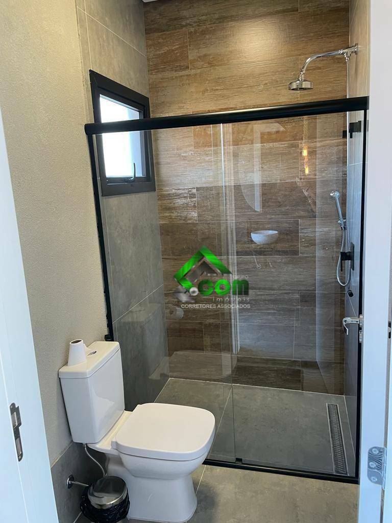 Casa de Condomínio para alugar com 4 quartos, 435m² - Foto 33