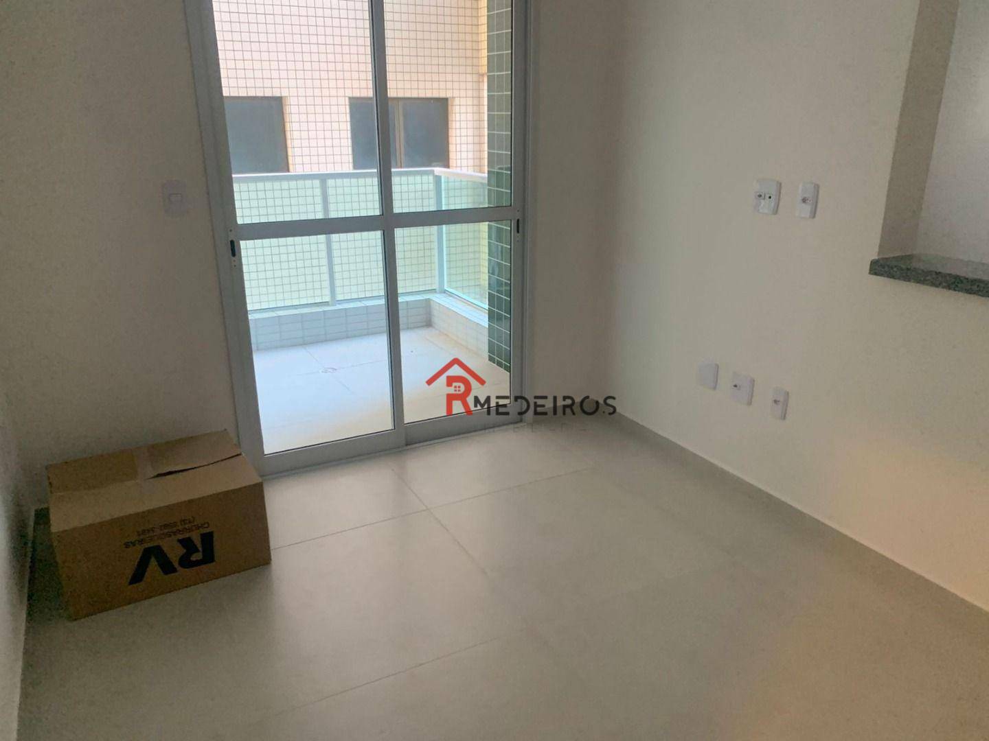 Apartamento à venda com 2 quartos, 89m² - Foto 2