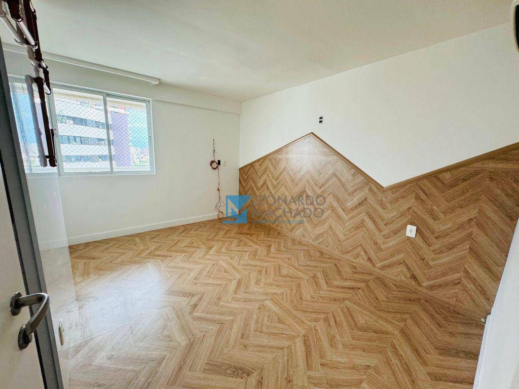 Apartamento à venda com 3 quartos, 217m² - Foto 17