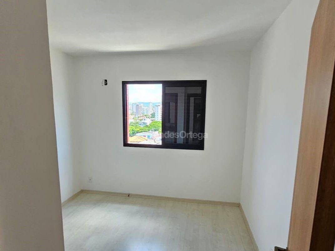 Apartamento à venda com 3 quartos, 86m² - Foto 21