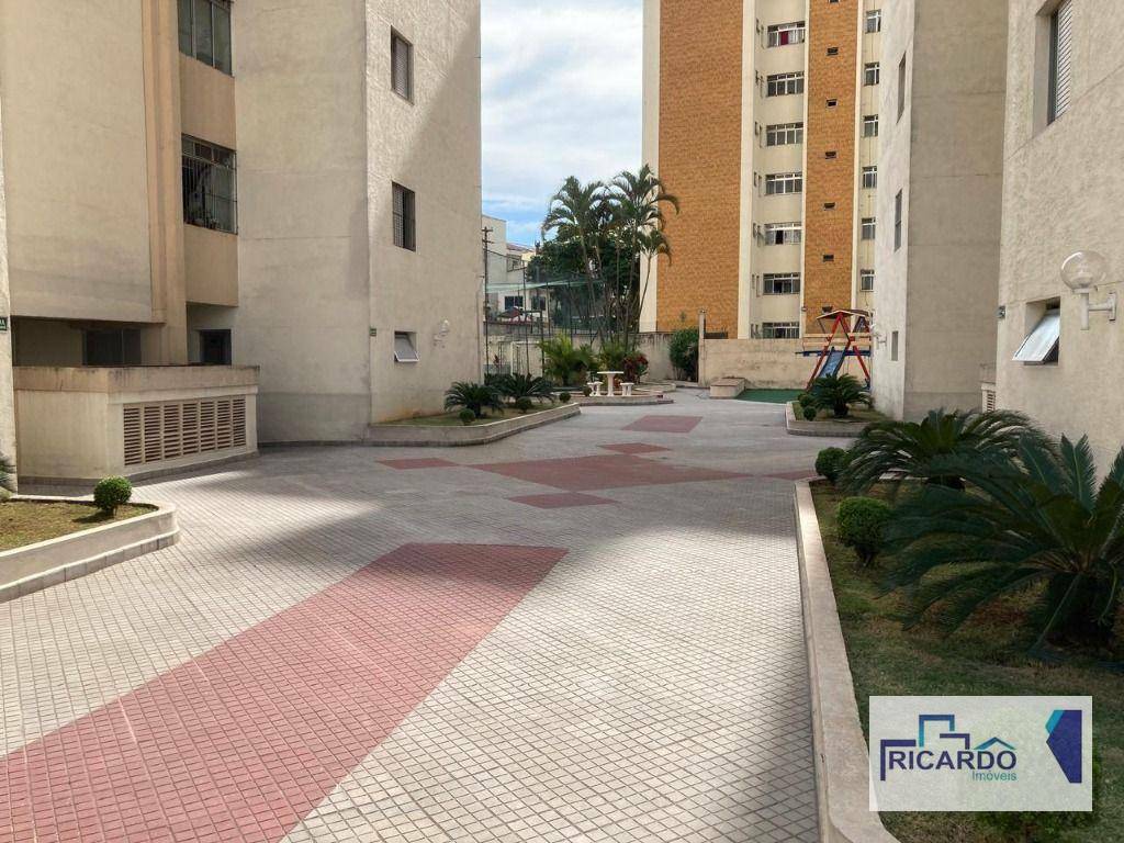 Apartamento para alugar com 3 quartos, 90m² - Foto 31