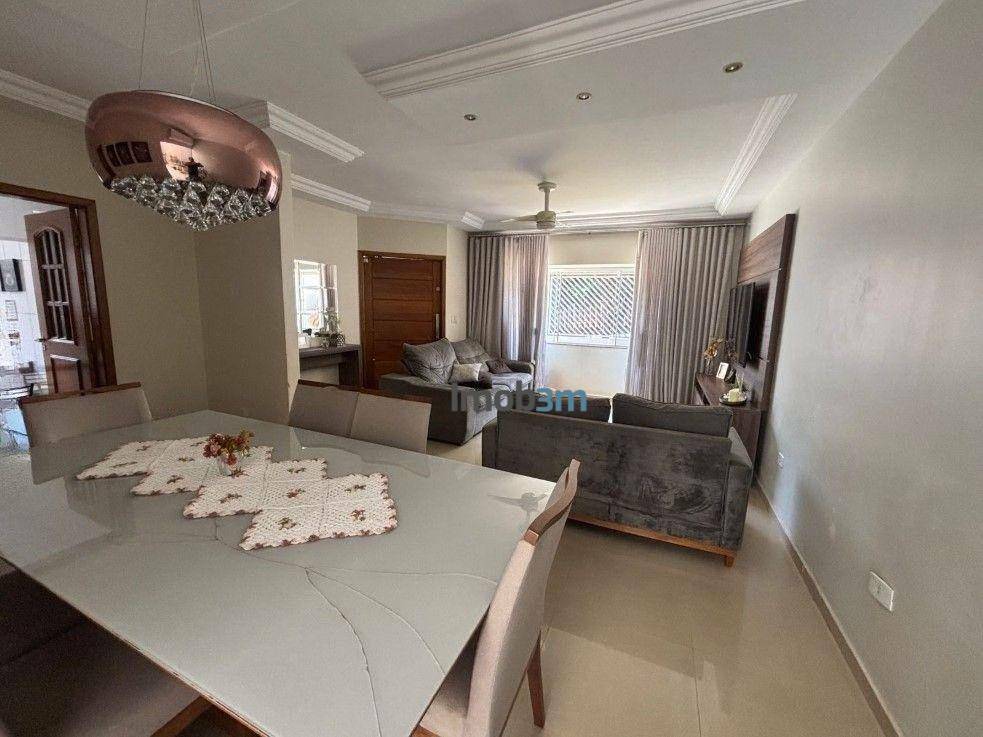 Casa, 4 quartos, 178 m² - Foto 3