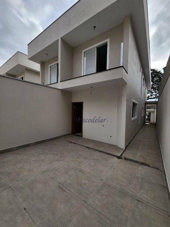 Sobrado à venda com 3 quartos, 140m² - Foto 1