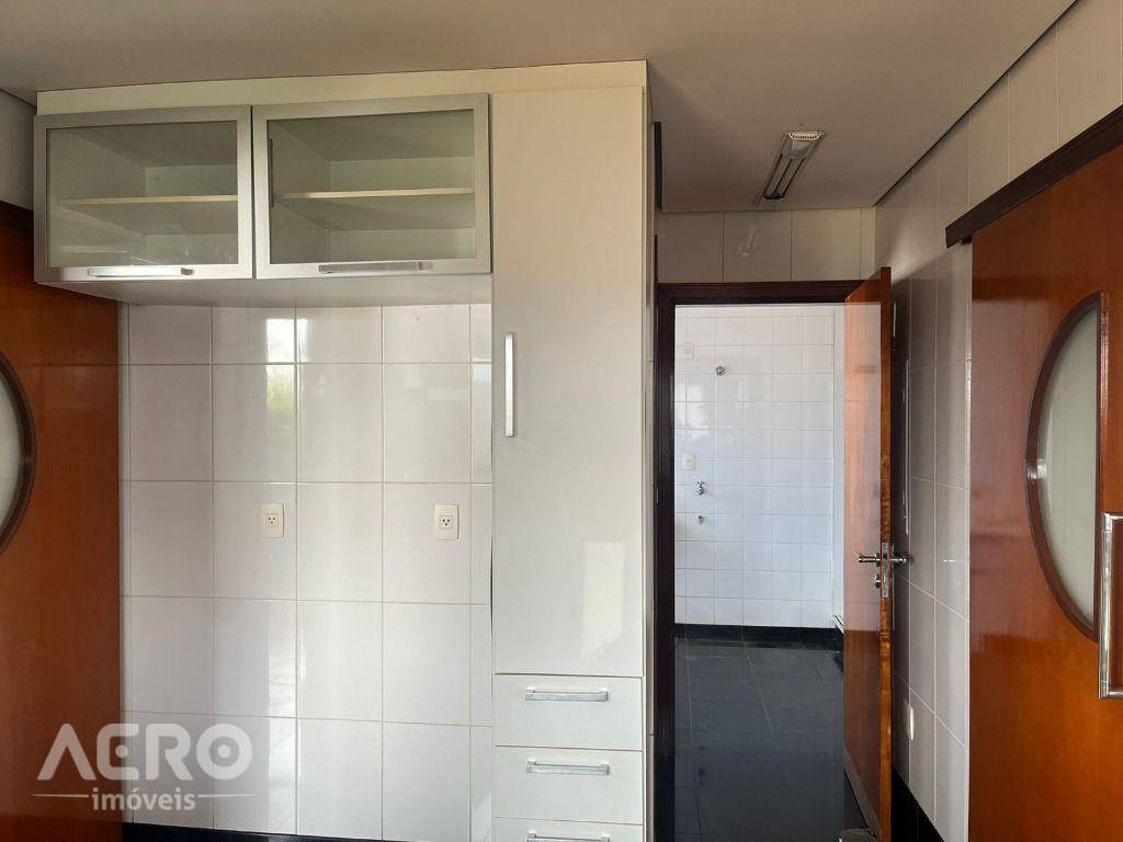 Sobrado para alugar com 3 quartos, 460m² - Foto 36