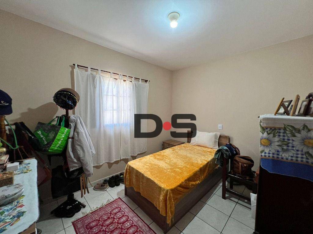 Casa à venda com 3 quartos, 105m² - Foto 5