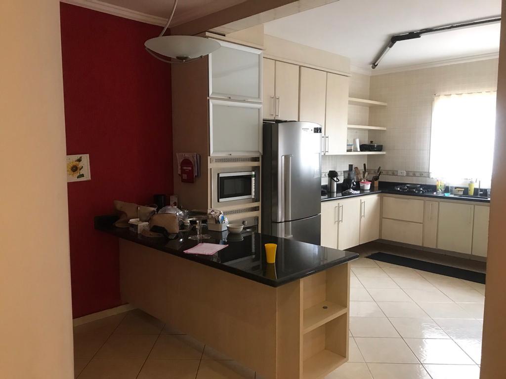 Sobrado à venda com 4 quartos, 300m² - Foto 8