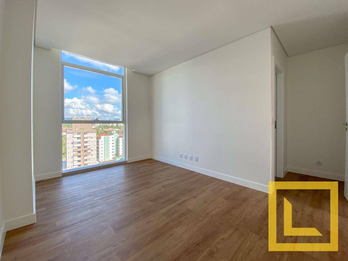 Apartamento à venda com 3 quartos, 149m² - Foto 6