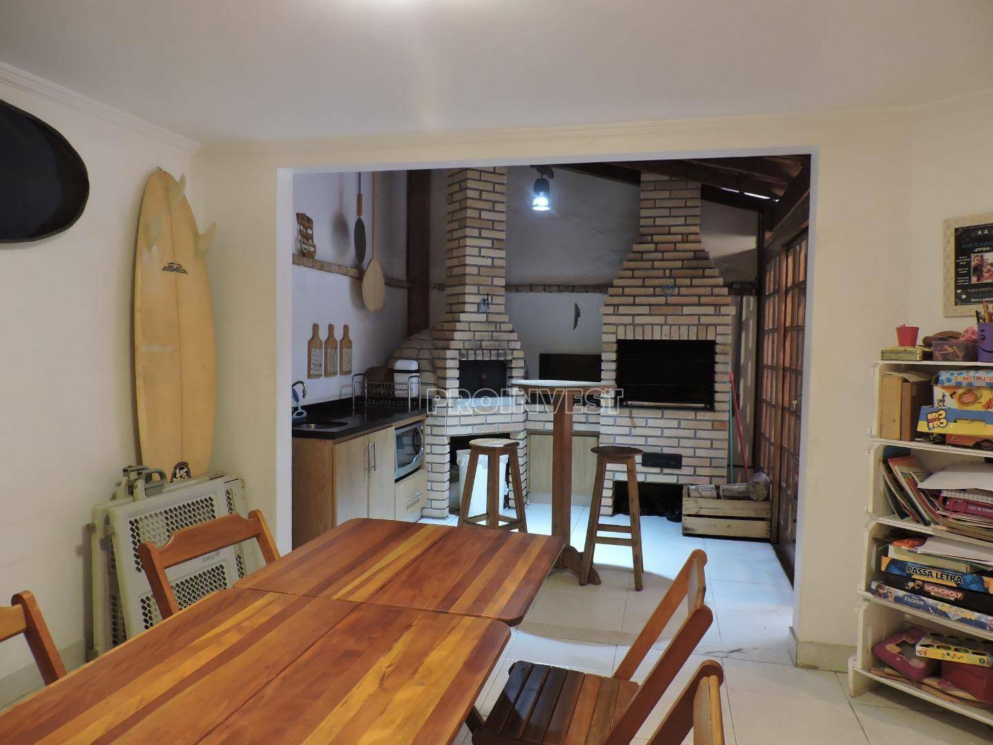 Casa de Condomínio à venda com 3 quartos, 201m² - Foto 4