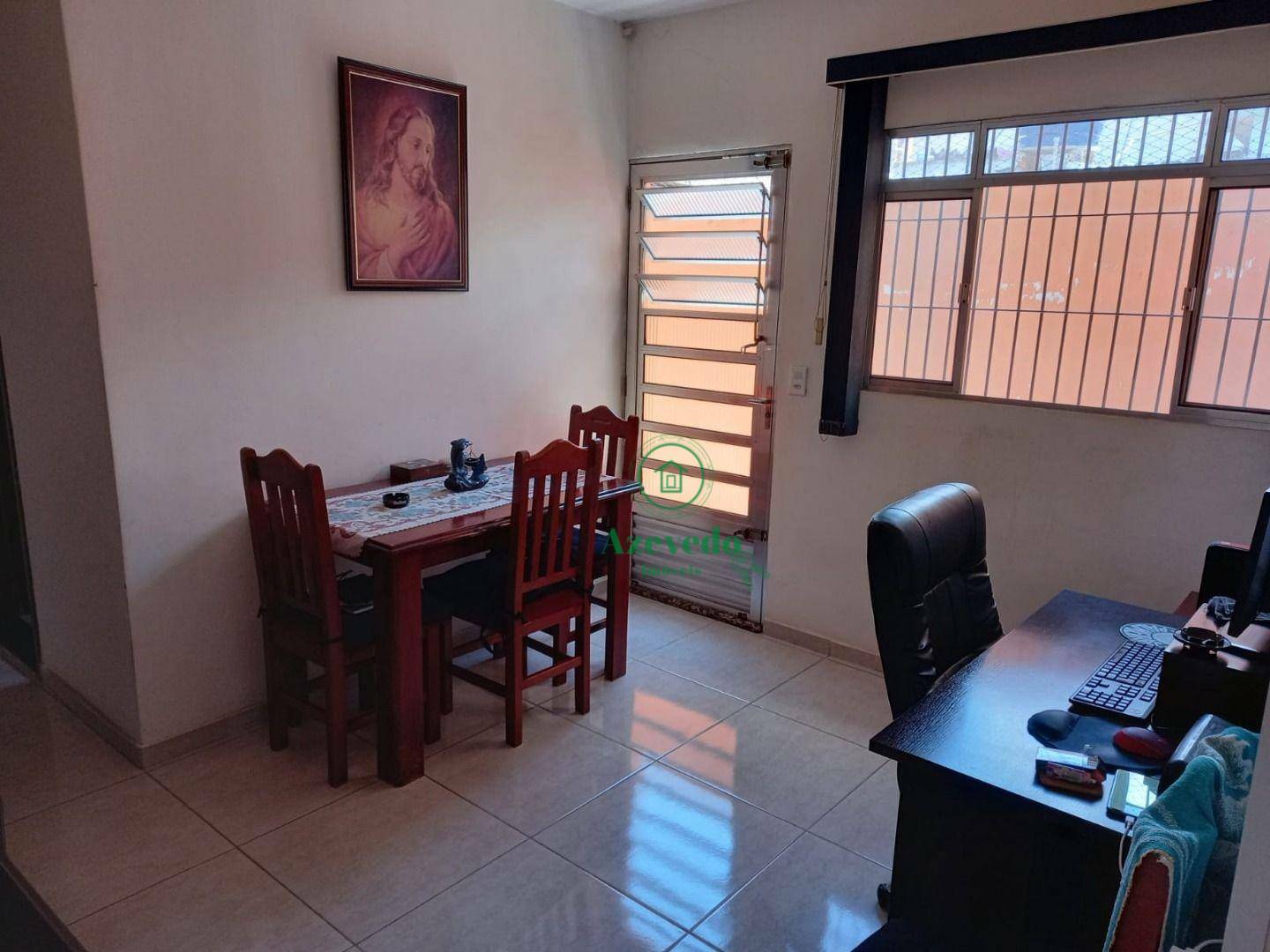 Casa à venda com 2 quartos, 156m² - Foto 4