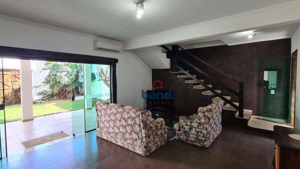 Casa à venda com 4 quartos, 320m² - Foto 8