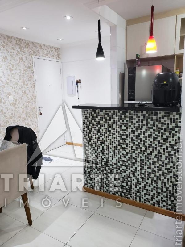 Apartamento à venda com 2 quartos, 50m² - Foto 3