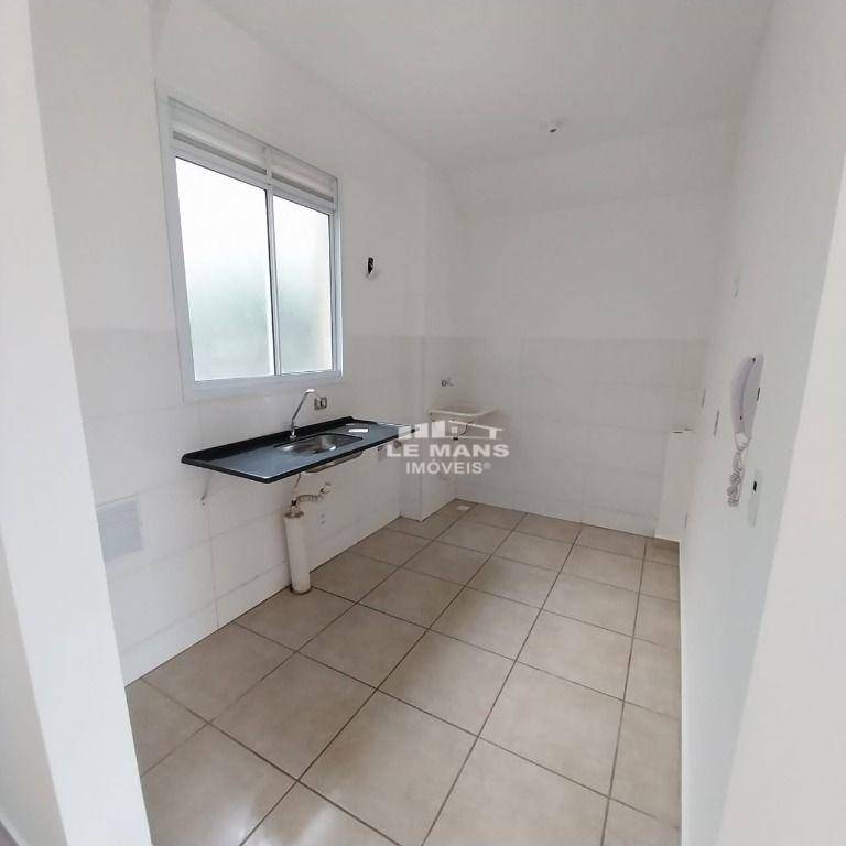 Apartamento, 2 quartos, 45 m² - Foto 2