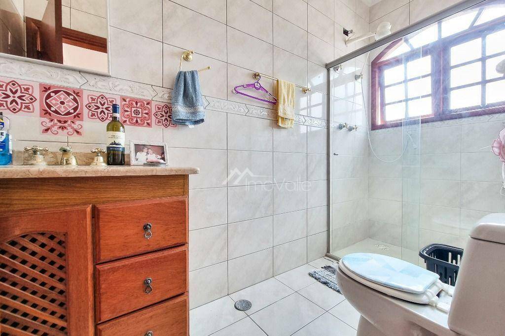 Casa de Condomínio à venda com 4 quartos, 185m² - Foto 10