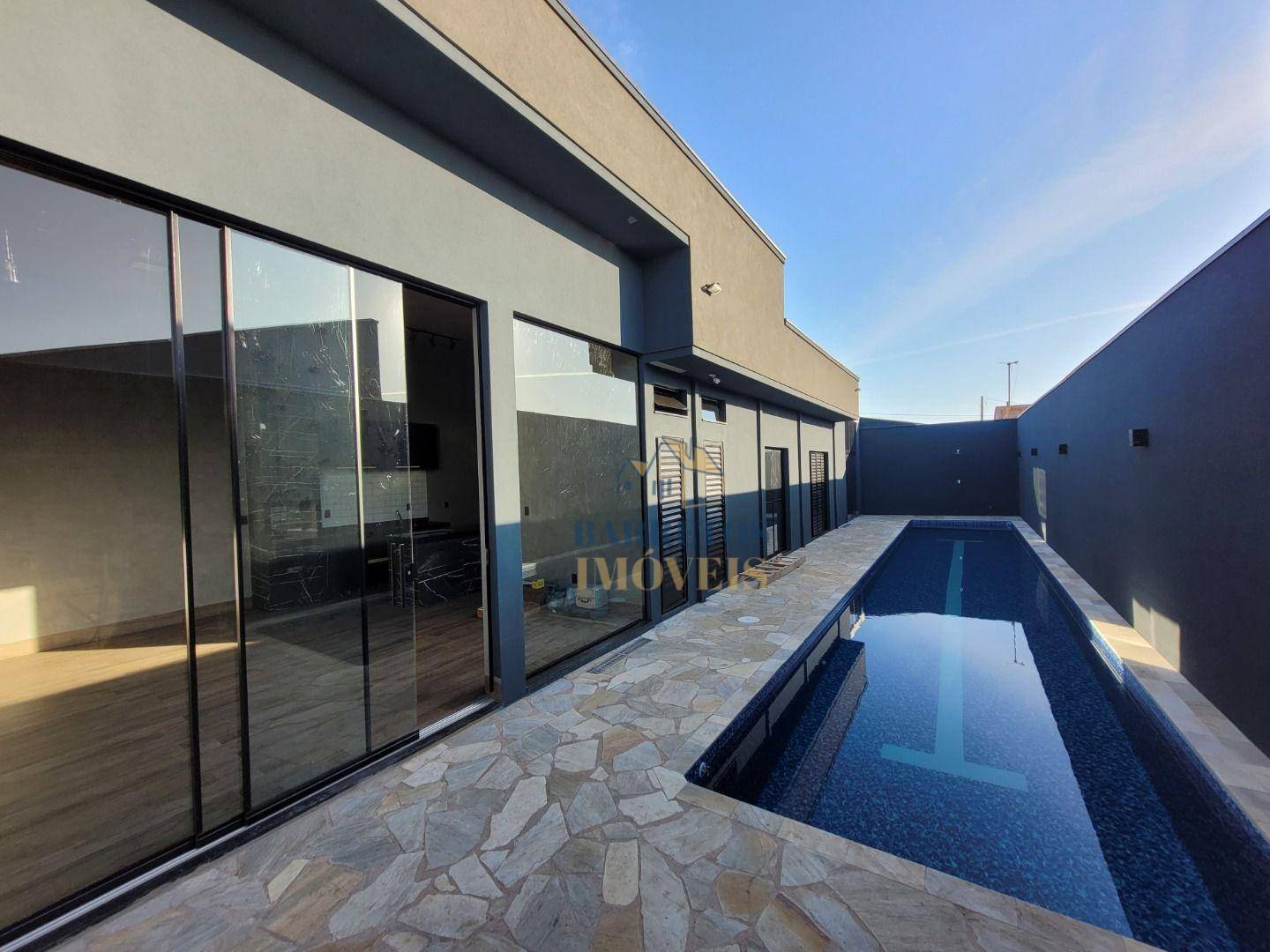 Casa, 2 quartos, 156 m² - Foto 1