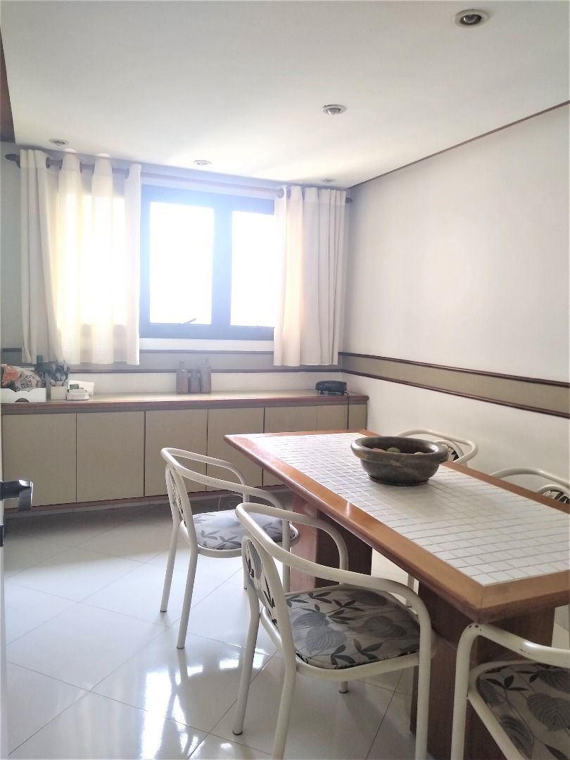 Apartamento à venda com 3 quartos, 211m² - Foto 32