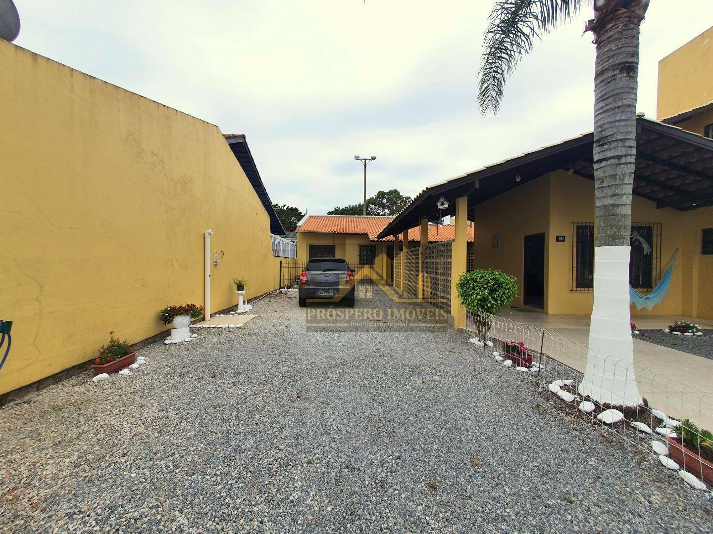 Casa à venda com 5 quartos, 170m² - Foto 4