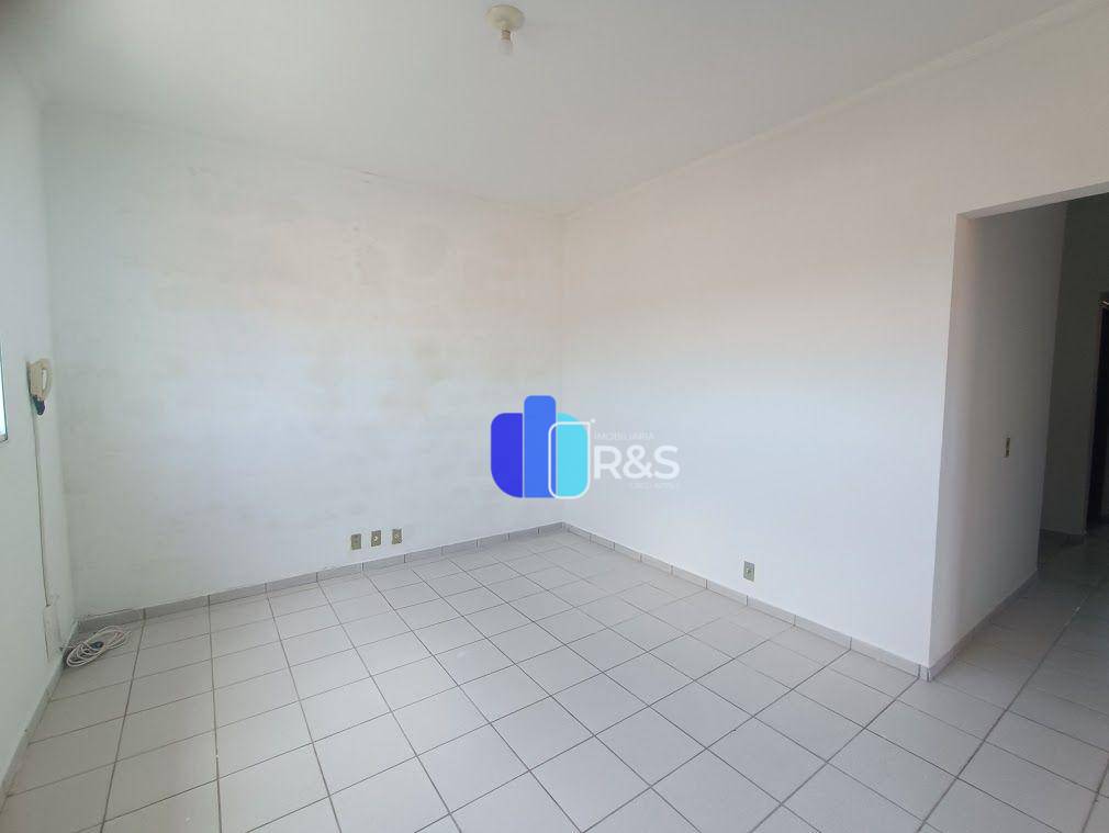 Apartamento para alugar com 3 quartos, 67m² - Foto 3