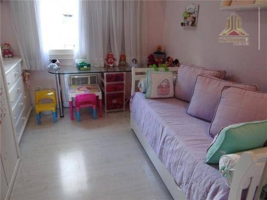 Apartamento à venda com 3 quartos, 145m² - Foto 3